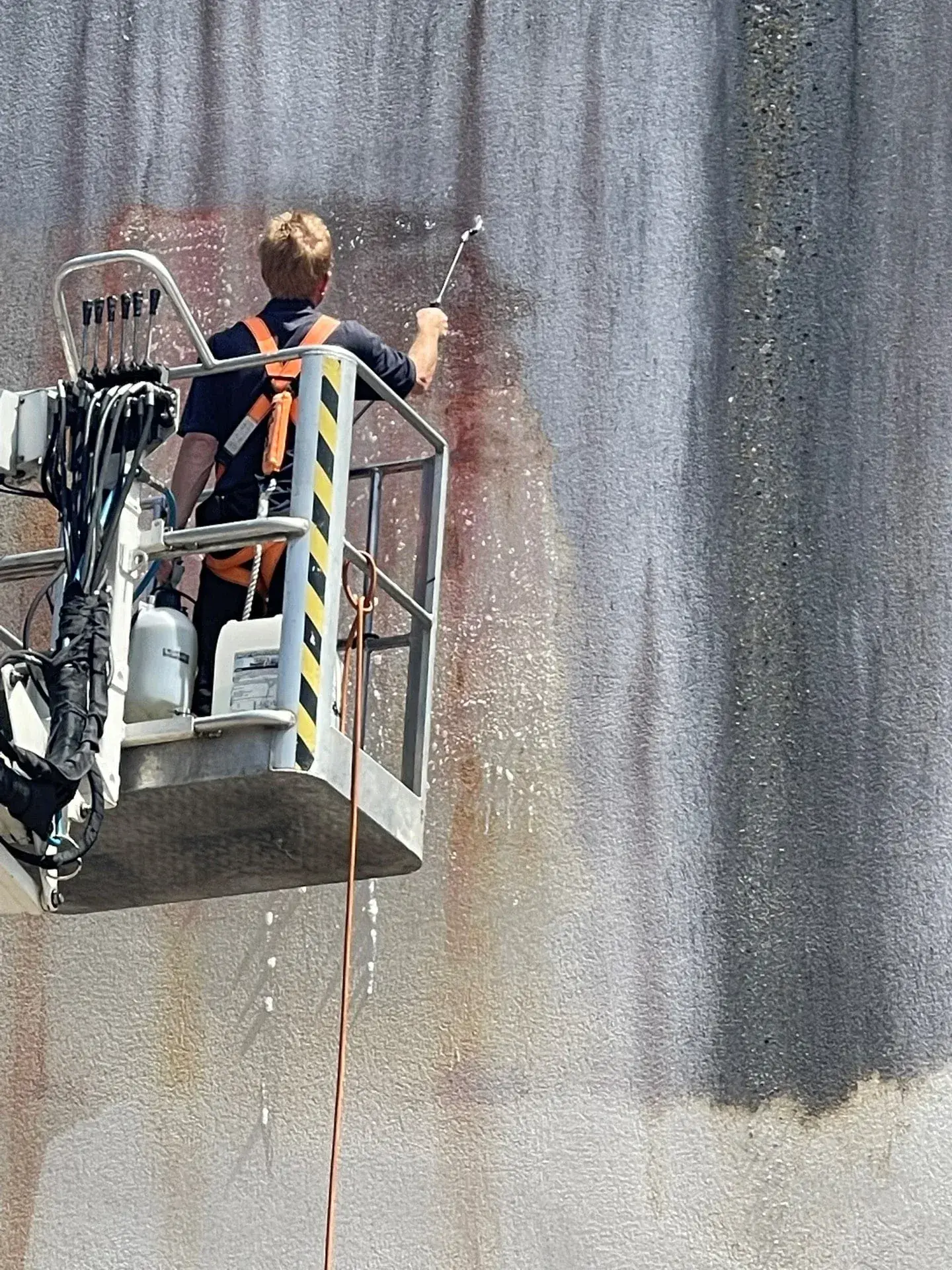 Render Cleaning by DMC Facilities Management