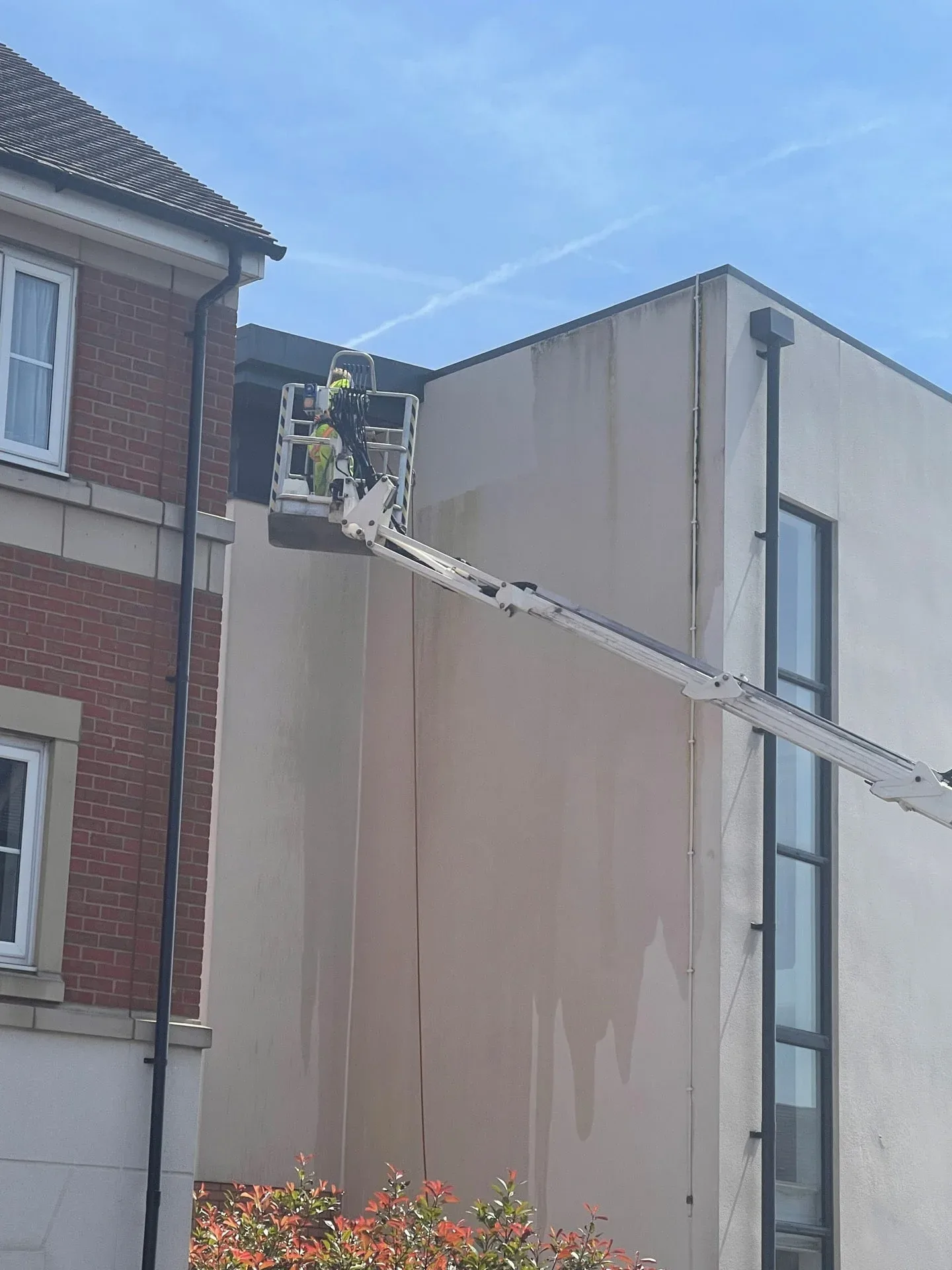 Professional render cleaning by DMC Facilities Management